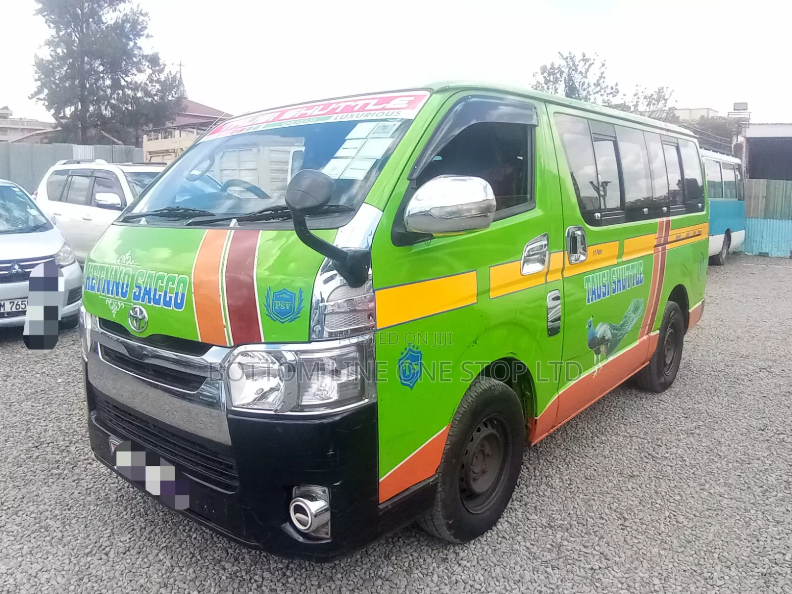 Toyota HiAce 2017 Green