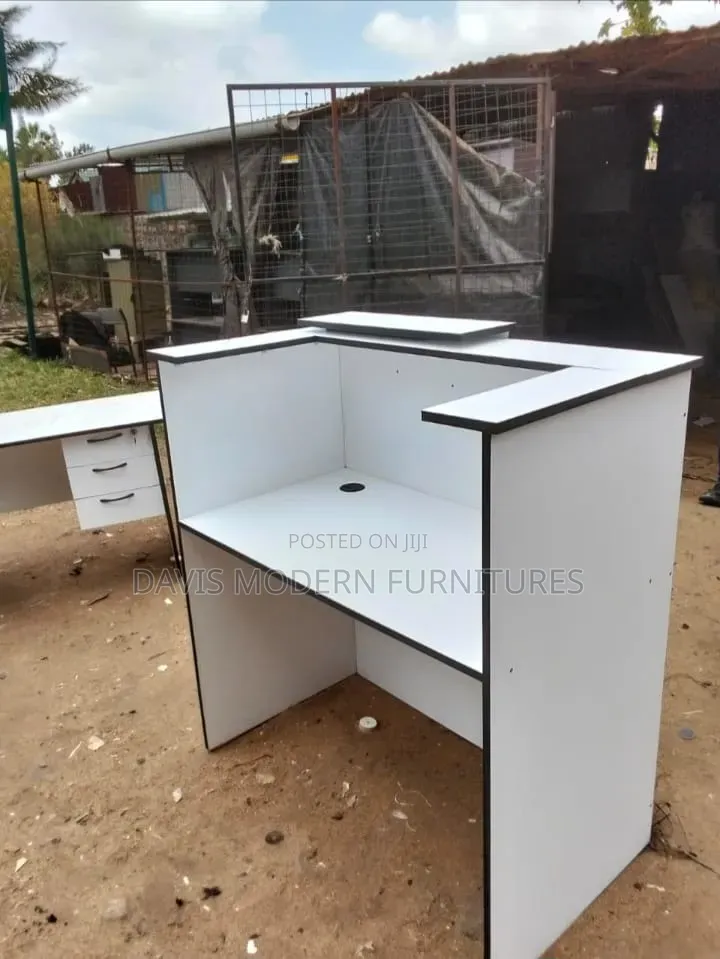 L L-Shaped Reception Counter Desk