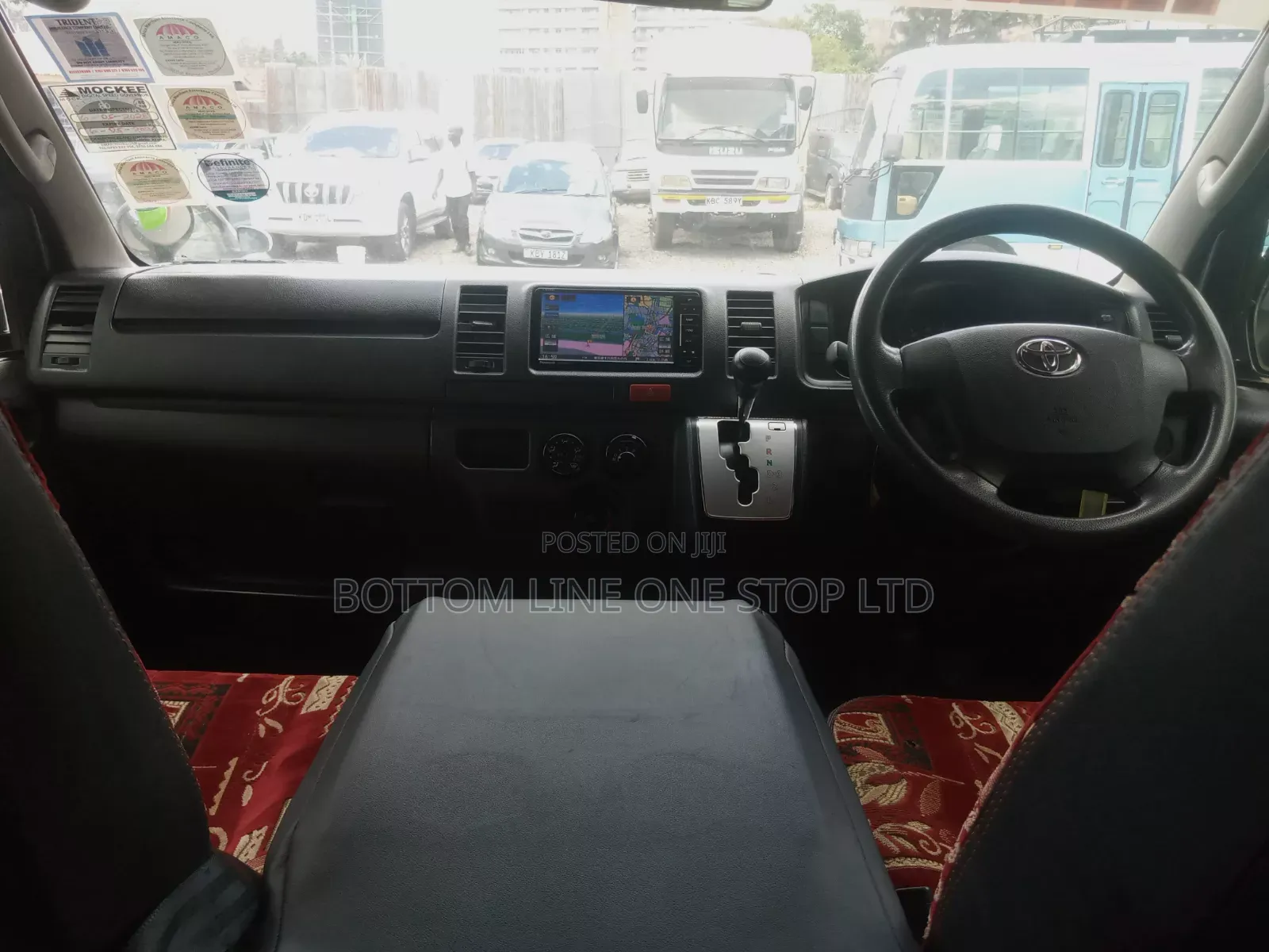Toyota HiAce 2017 Green