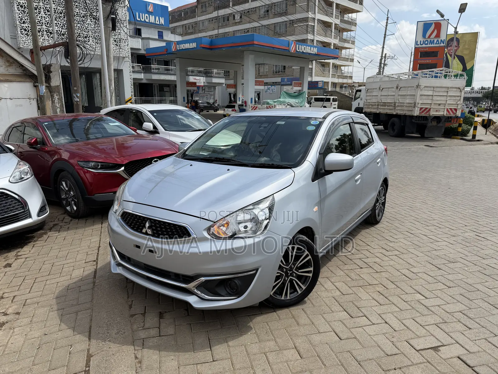 Mitsubishi Mirage SE 2019 Silver