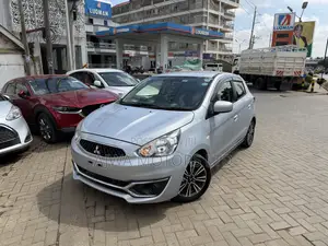 Mitsubishi Mirage SE 2019 Silver