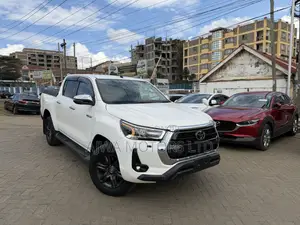 Toyota Hilux Revo Double Cab Deisel 2.4 AWD 2021 White