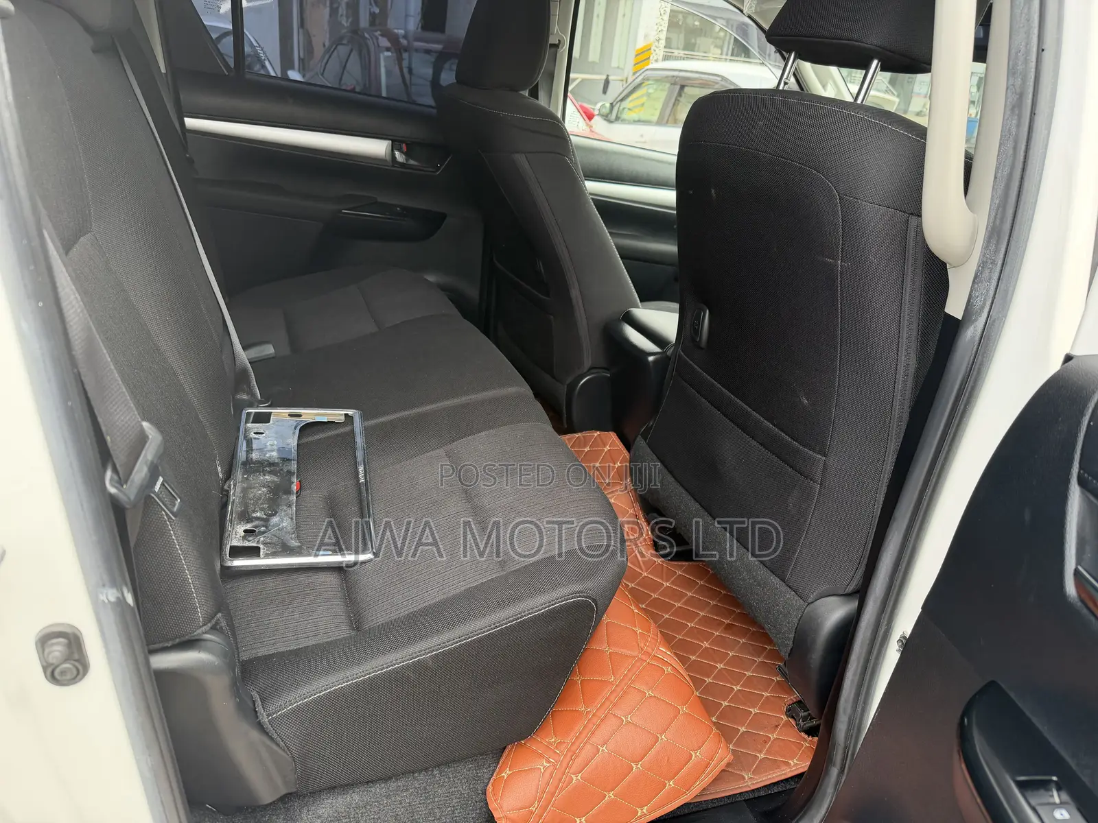 Toyota Hilux Revo Double Cab Deisel 2.4 AWD 2021 White
