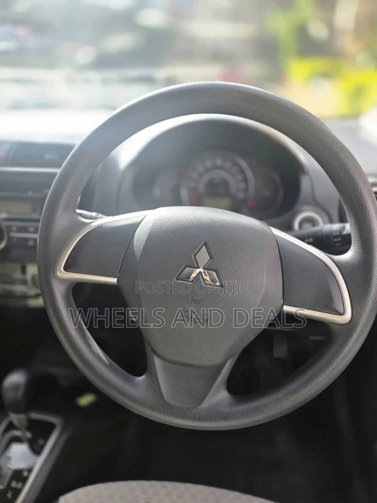Mitsubishi Mirage 2019 White