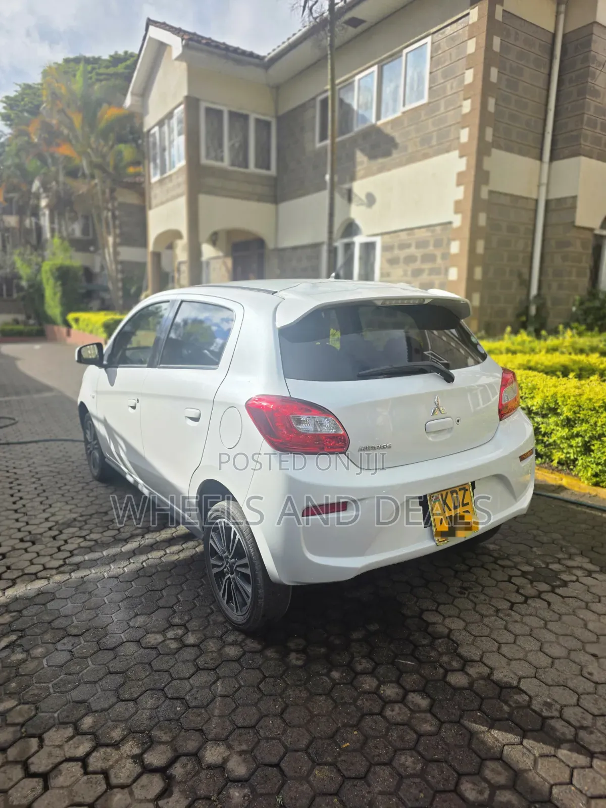 Mitsubishi Mirage 2019 White