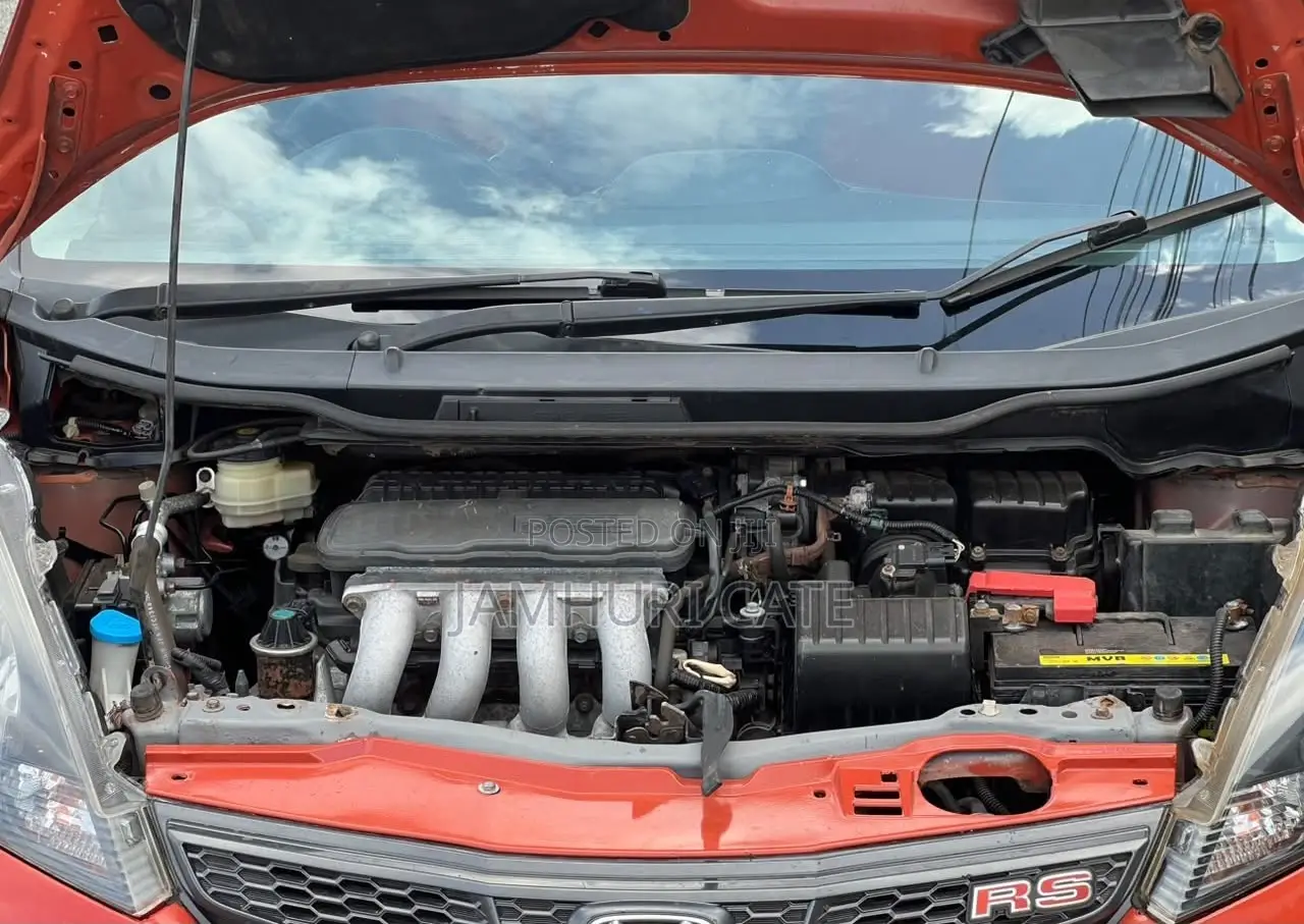 Honda Fit 2011 Orange
