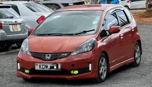 Honda Fit 2011 Orange