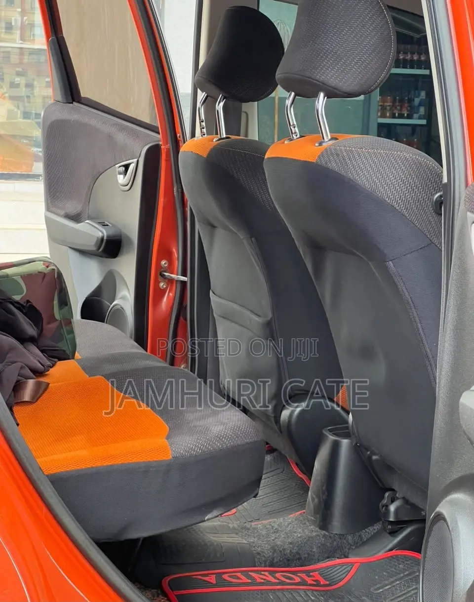 Honda Fit 2011 Orange