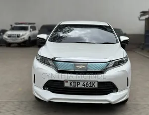 Toyota Harrier 2018 White
