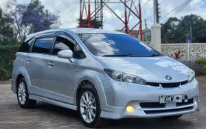 Toyota Wish 2012 Silver