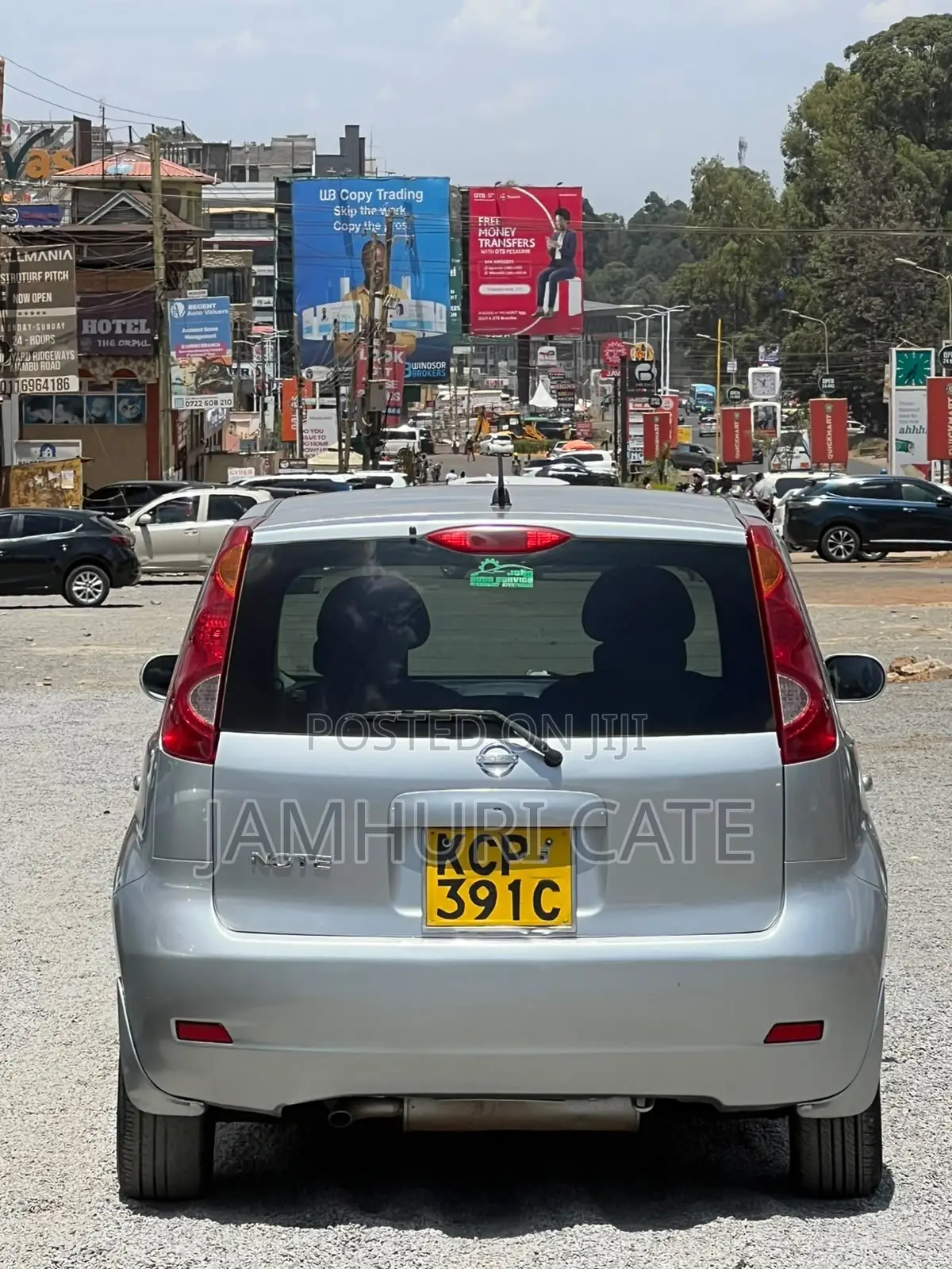Nissan Note 2011 Silver