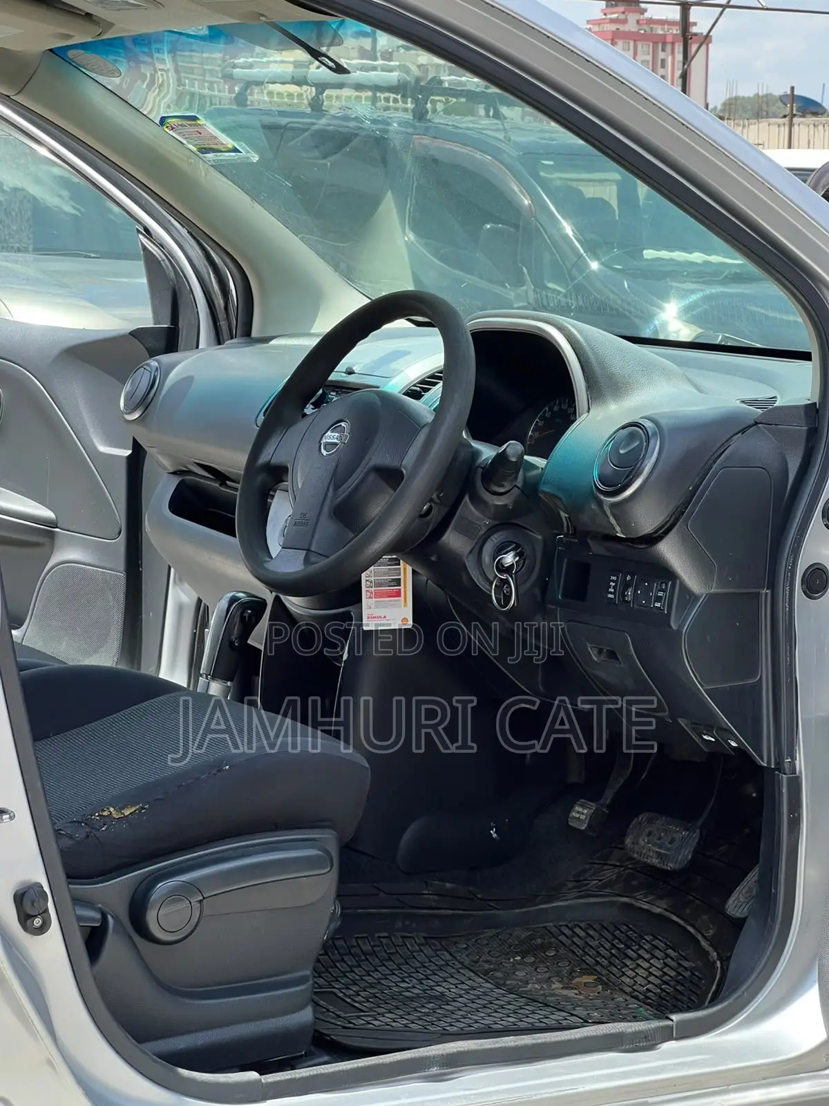Nissan Note 2011 Silver