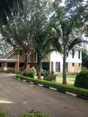 5bdrm Maisonette in Kerarapon On 1/4 for sale