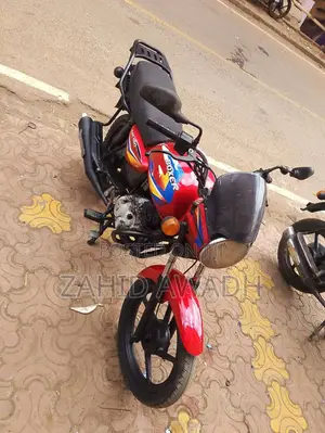 Motorbike Rental BM150