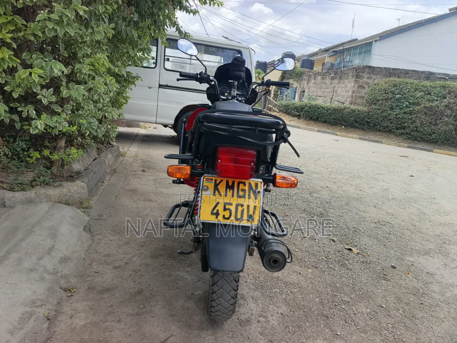 Honda CB 2025 Red