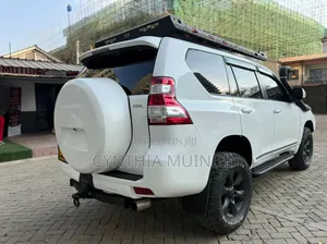 Toyota Land Cruiser Prado 2012 White