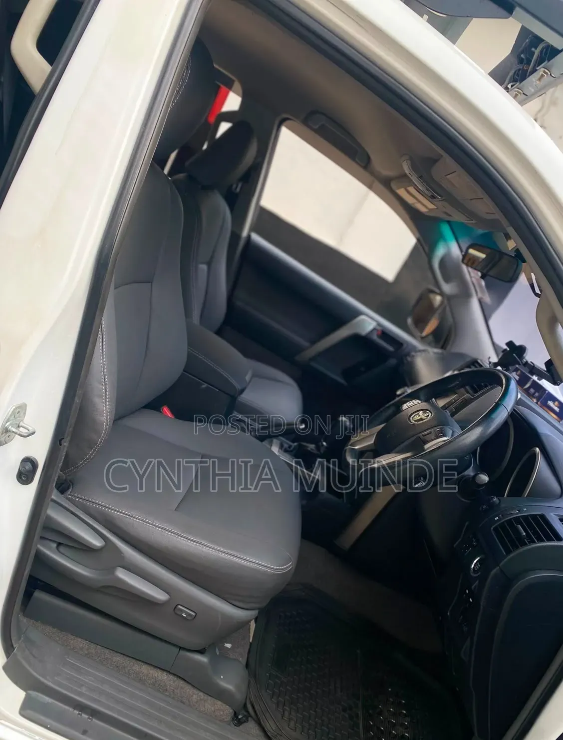 Toyota Land Cruiser Prado 2012 White
