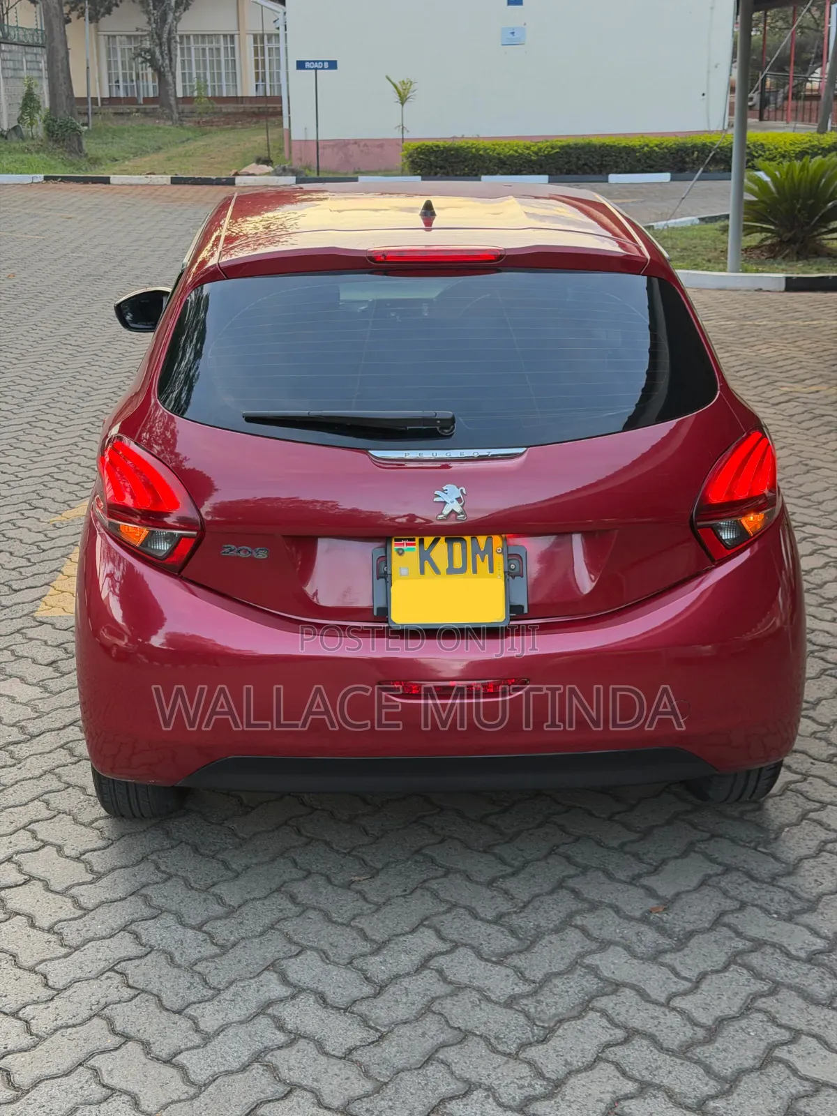 Peugeot 208 2016 Burgundy