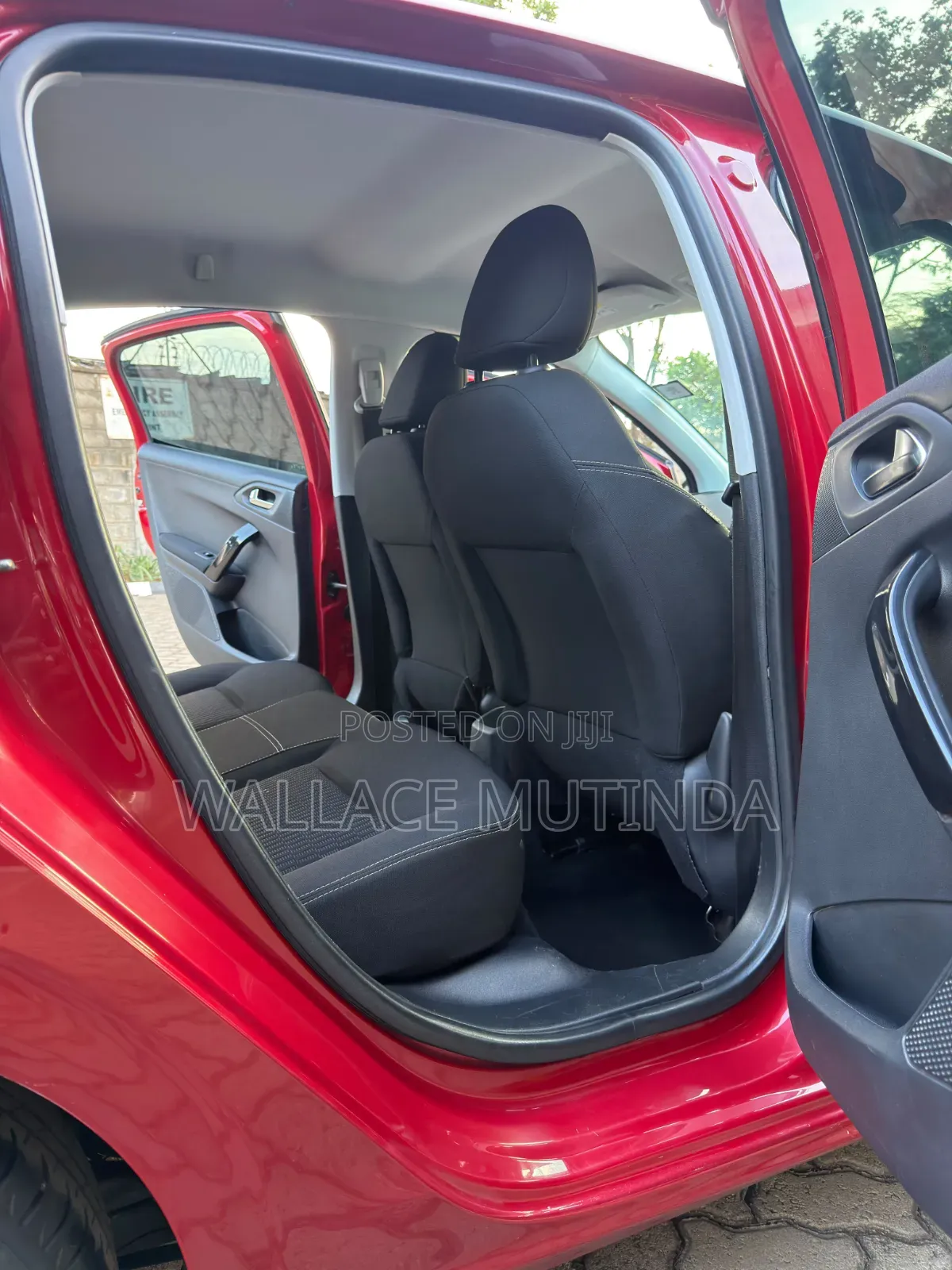 Peugeot 208 2016 Burgundy