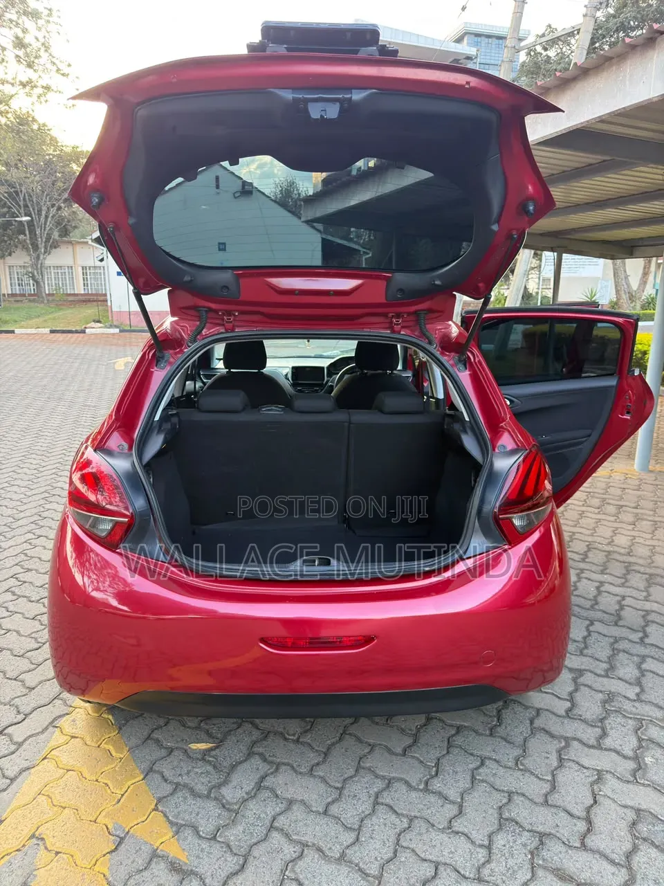 Peugeot 208 2016 Burgundy