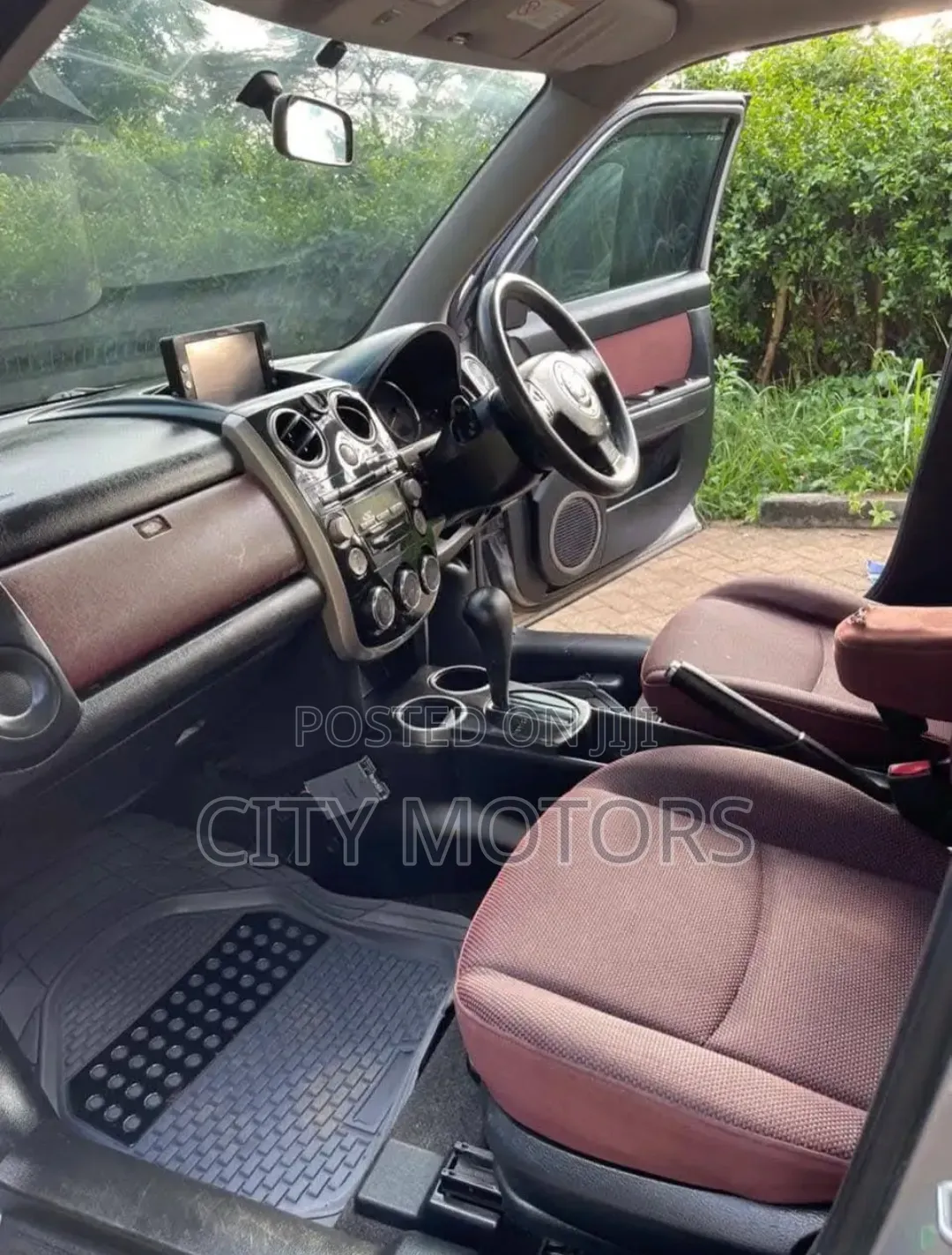 Mazda Verisa 2007 Silver