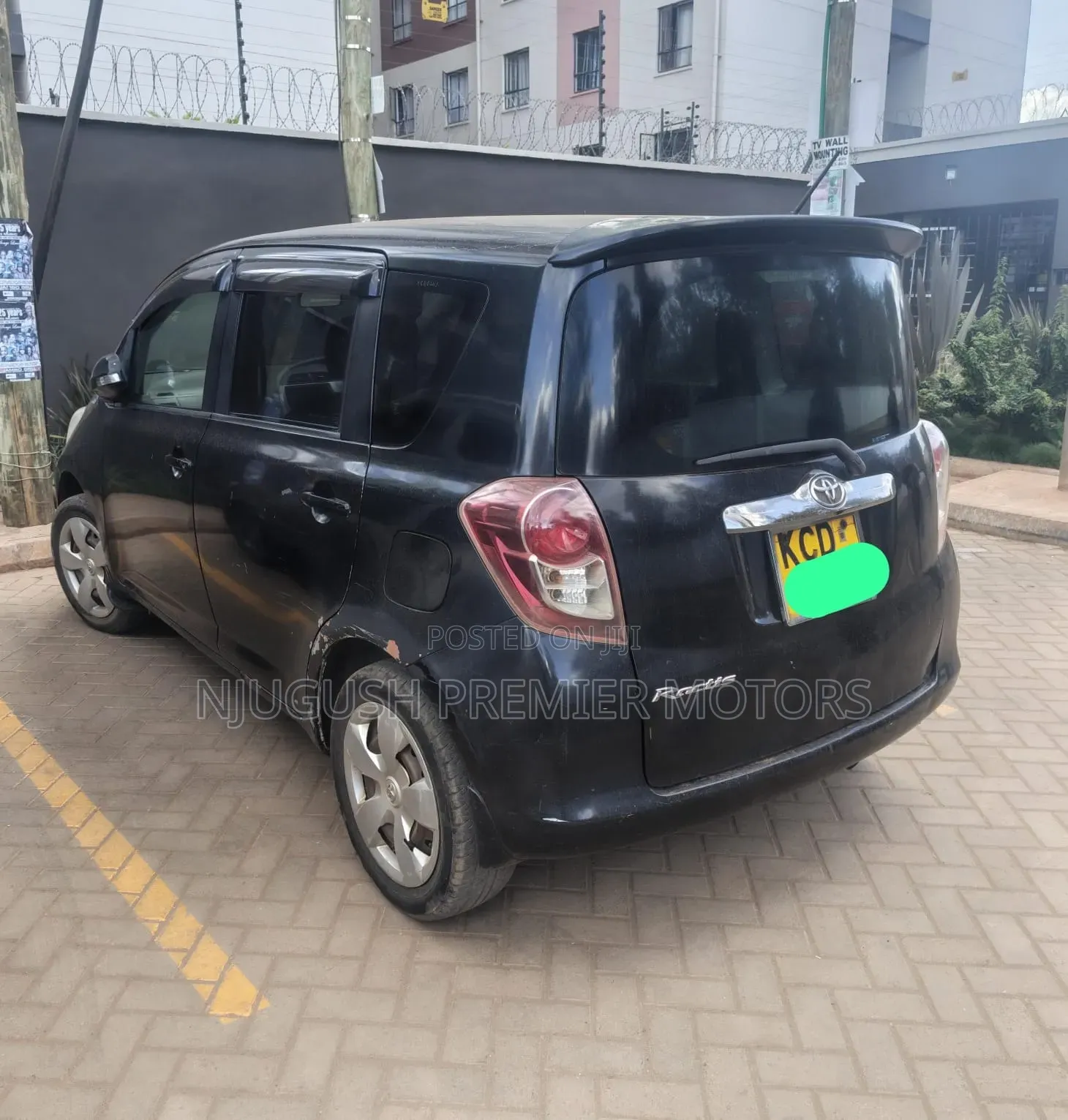 Toyota Ractis 2008 Black
