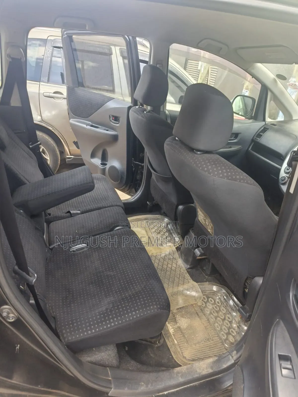 Toyota Ractis 2008 Black