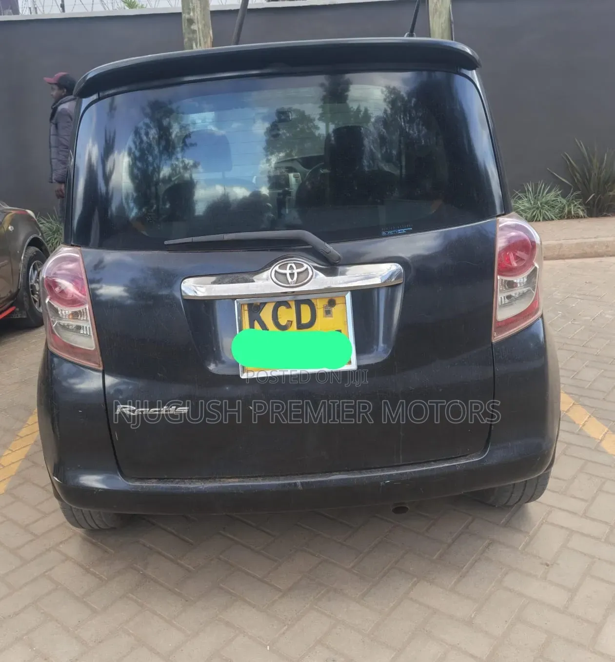 Toyota Ractis 2008 Black