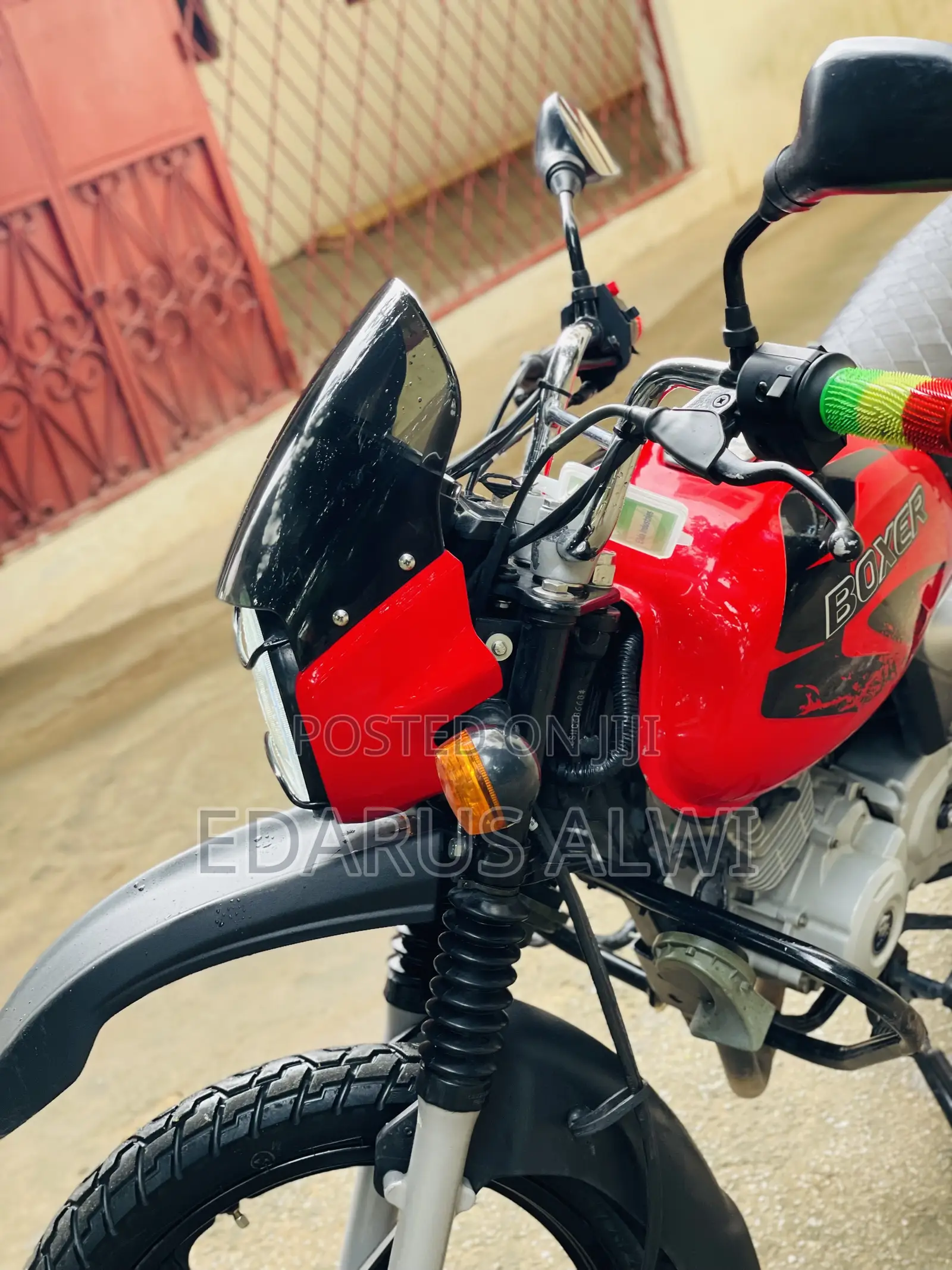 Bajaj Boxer 125 2025 Red