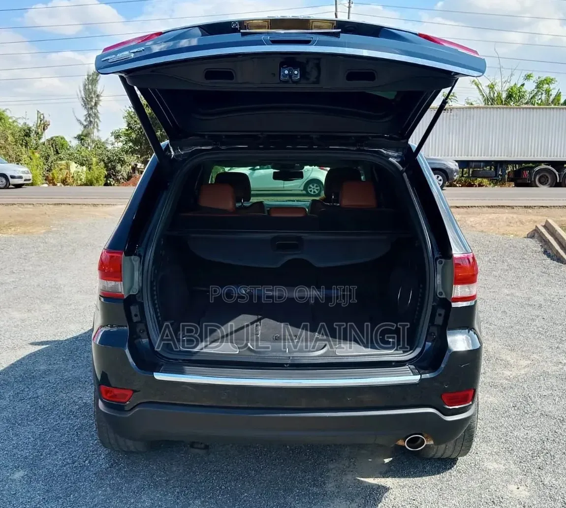 Jeep Grand Cherokee 2012 Black