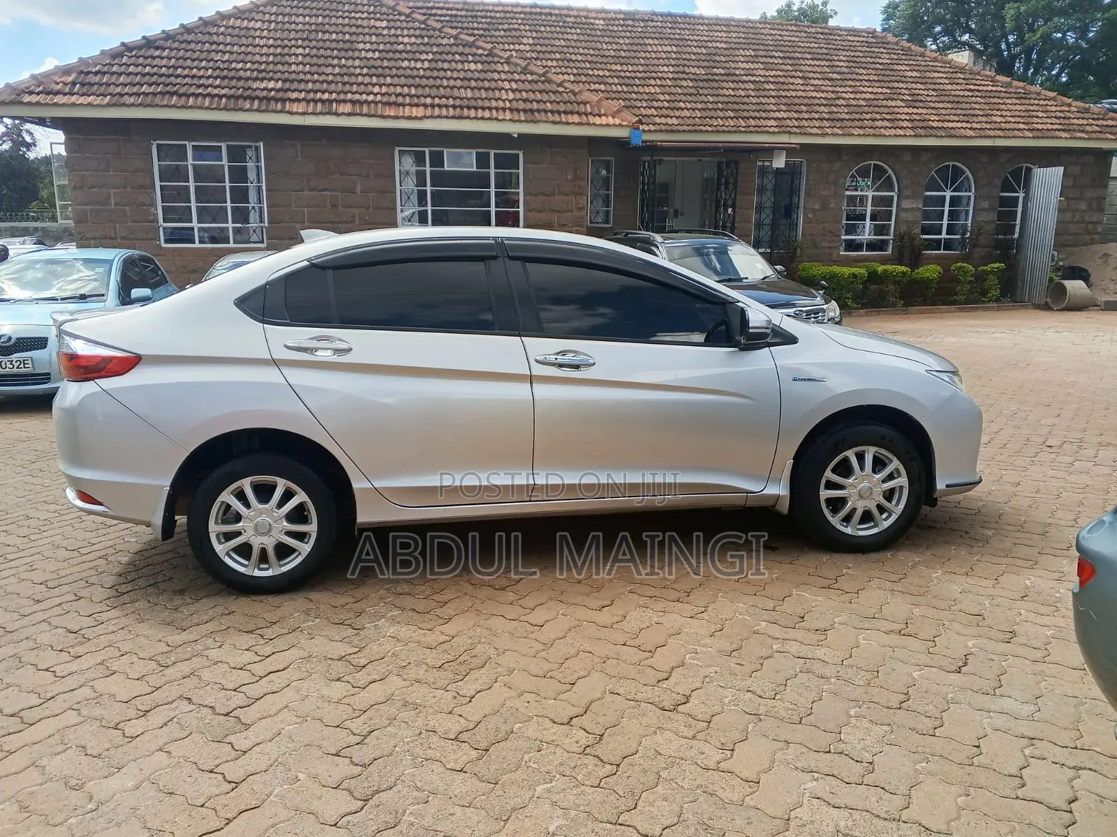Honda Grace 2017 Silver