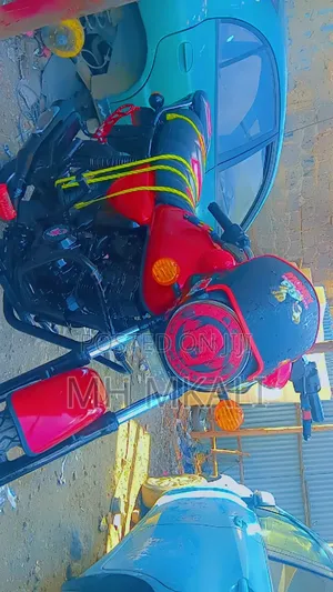 Bajaj Avenger 150 Street 2021 Red