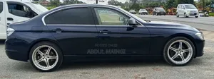BMW 320i 2012 Blue