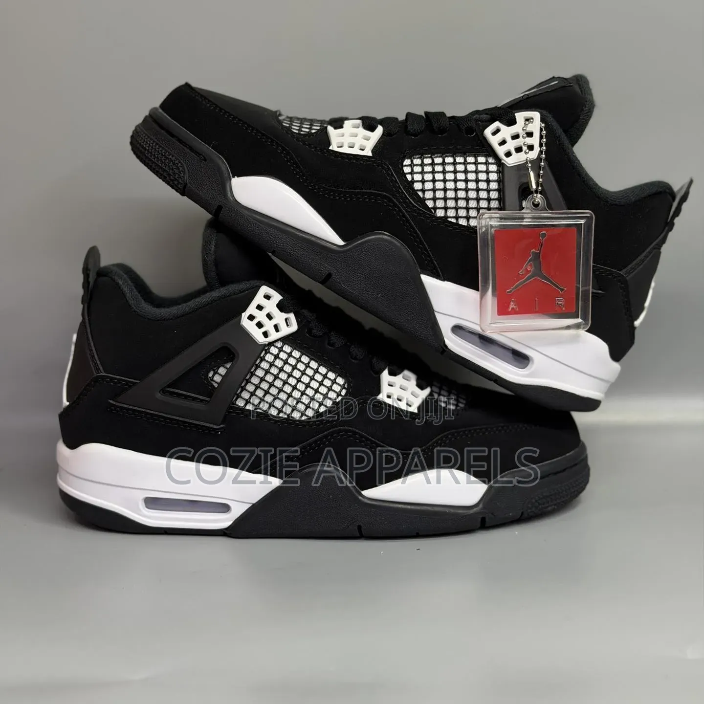 Nike Air Jordan 4 Retro "White Thunder"