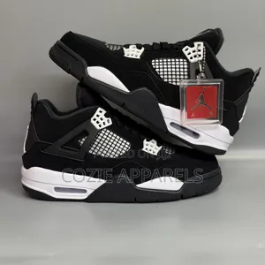 Nike Air Jordan 4 Retro "White Thunder"