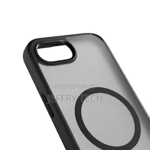 iPhone 17e Translucent MagSafe Case - Black