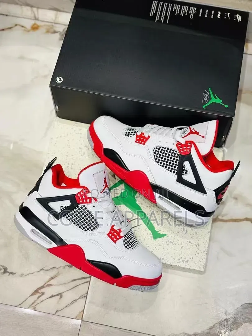 Air Jordan 4 Retro OG "Fire Red"