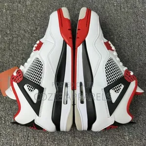 Air Jordan 4 Retro OG "Fire Red"