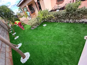 40mm Turf Grass That Are Perfect for Playground, Backyard and Rooftop