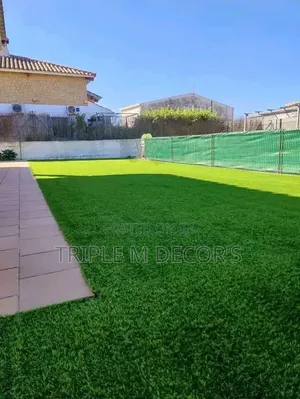 Premium 25mm Executive Artificial Grass Carpet for Indoor and Outdoor