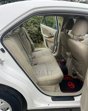 Toyota Premio 2010 Pearl