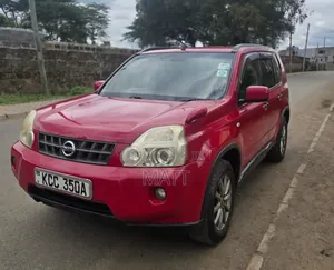 Nissan X-Trail 2010 Red