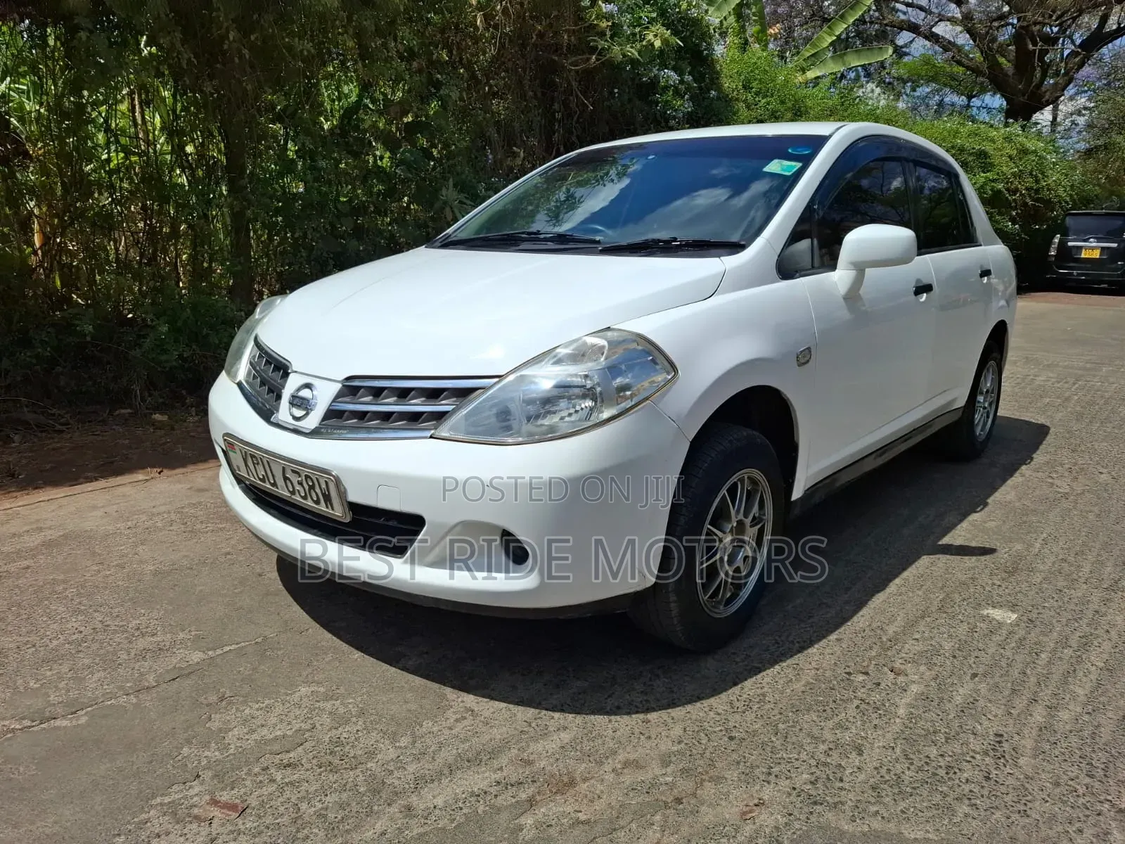 Nissan Tiida 2012 White