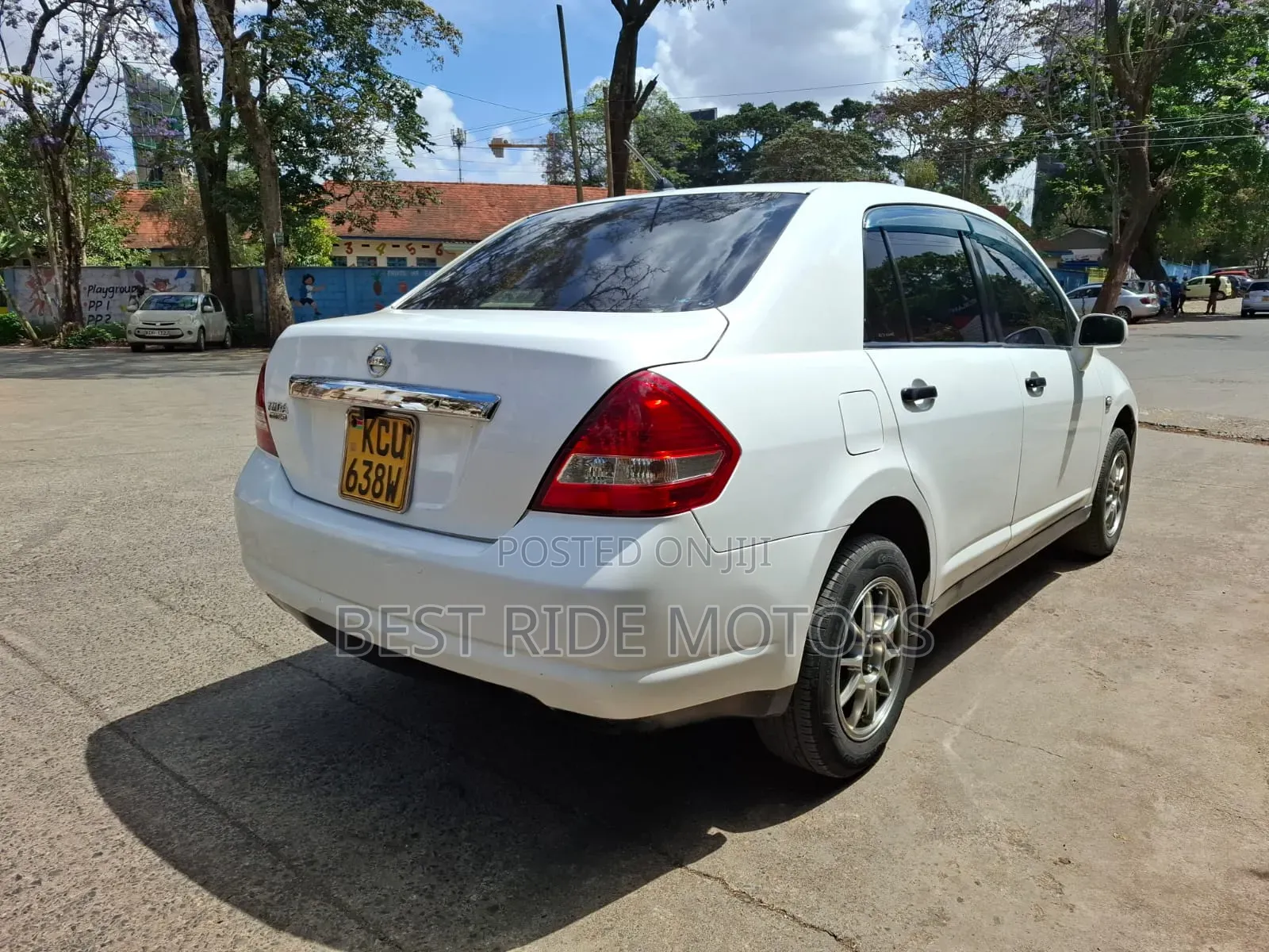 Nissan Tiida 2012 White