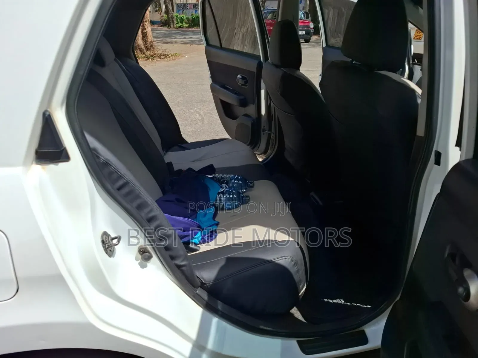 Nissan Tiida 2012 White