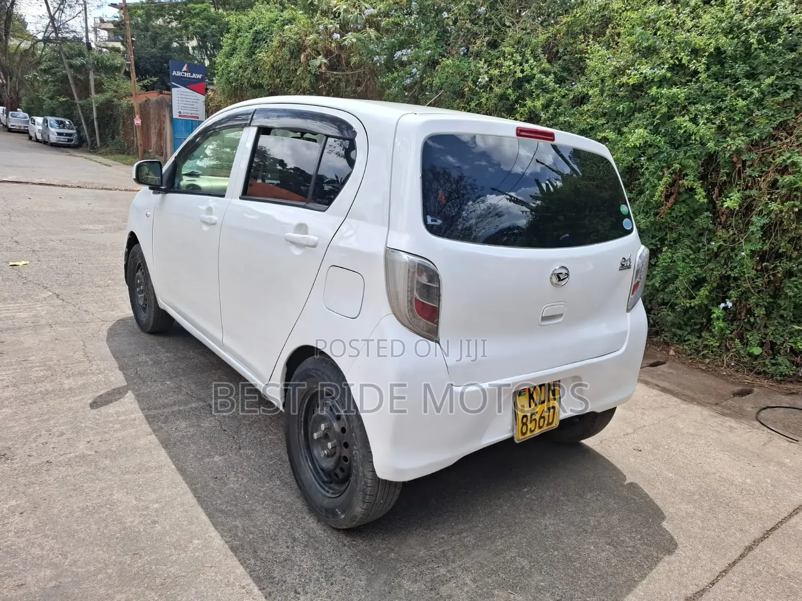 Daihatsu Mira 2016 White