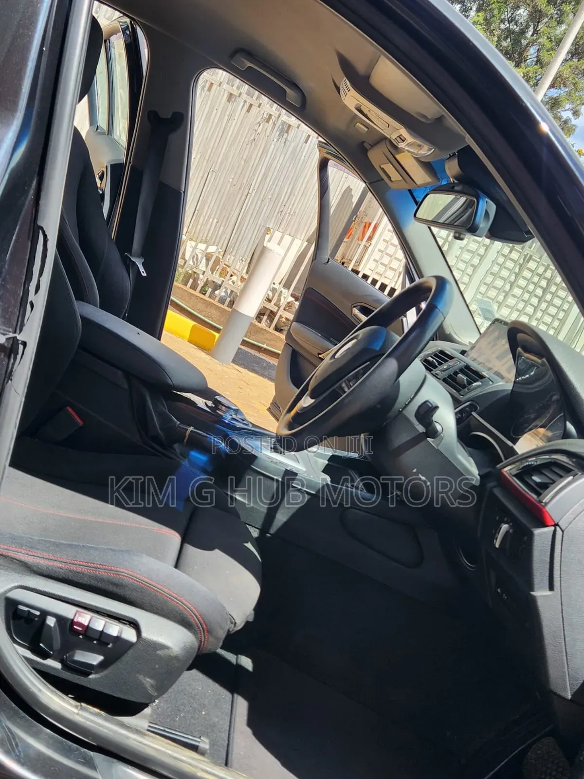 BMW 120i 2015 Black