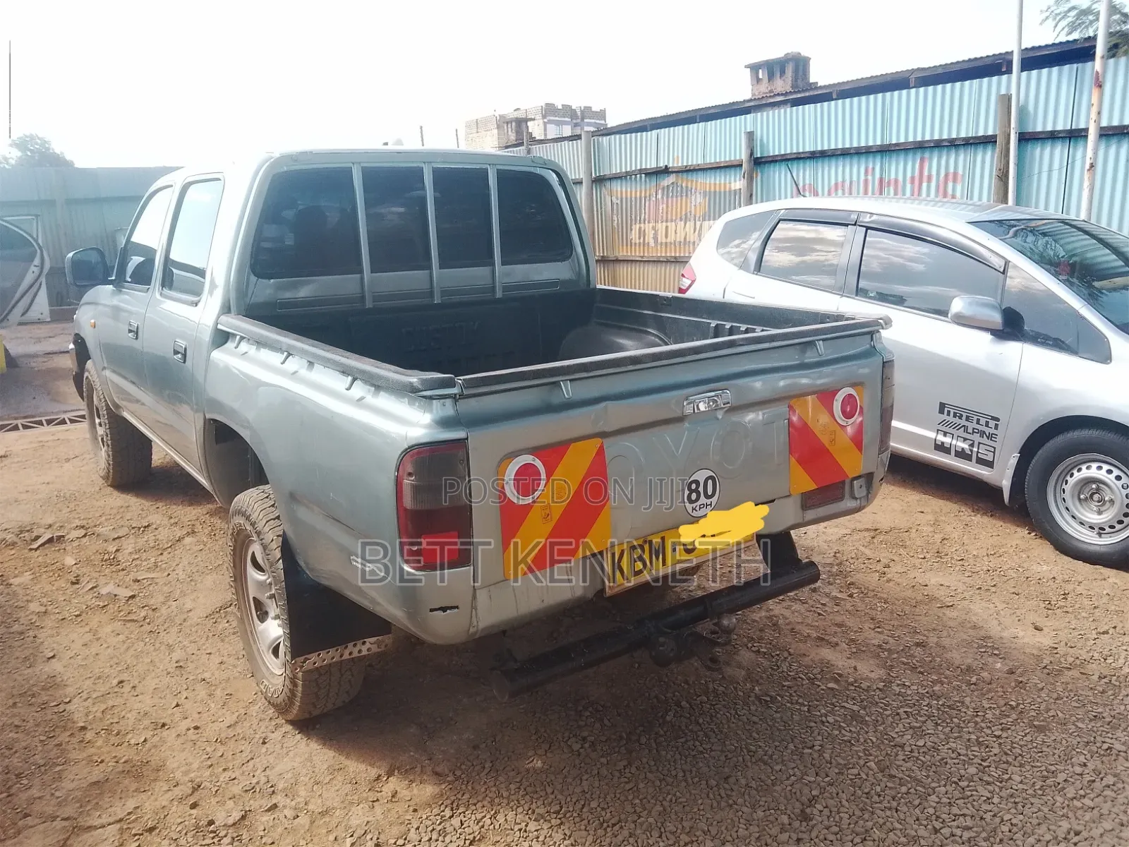 Toyota Hilux 2.5 Cab 2005 Gray