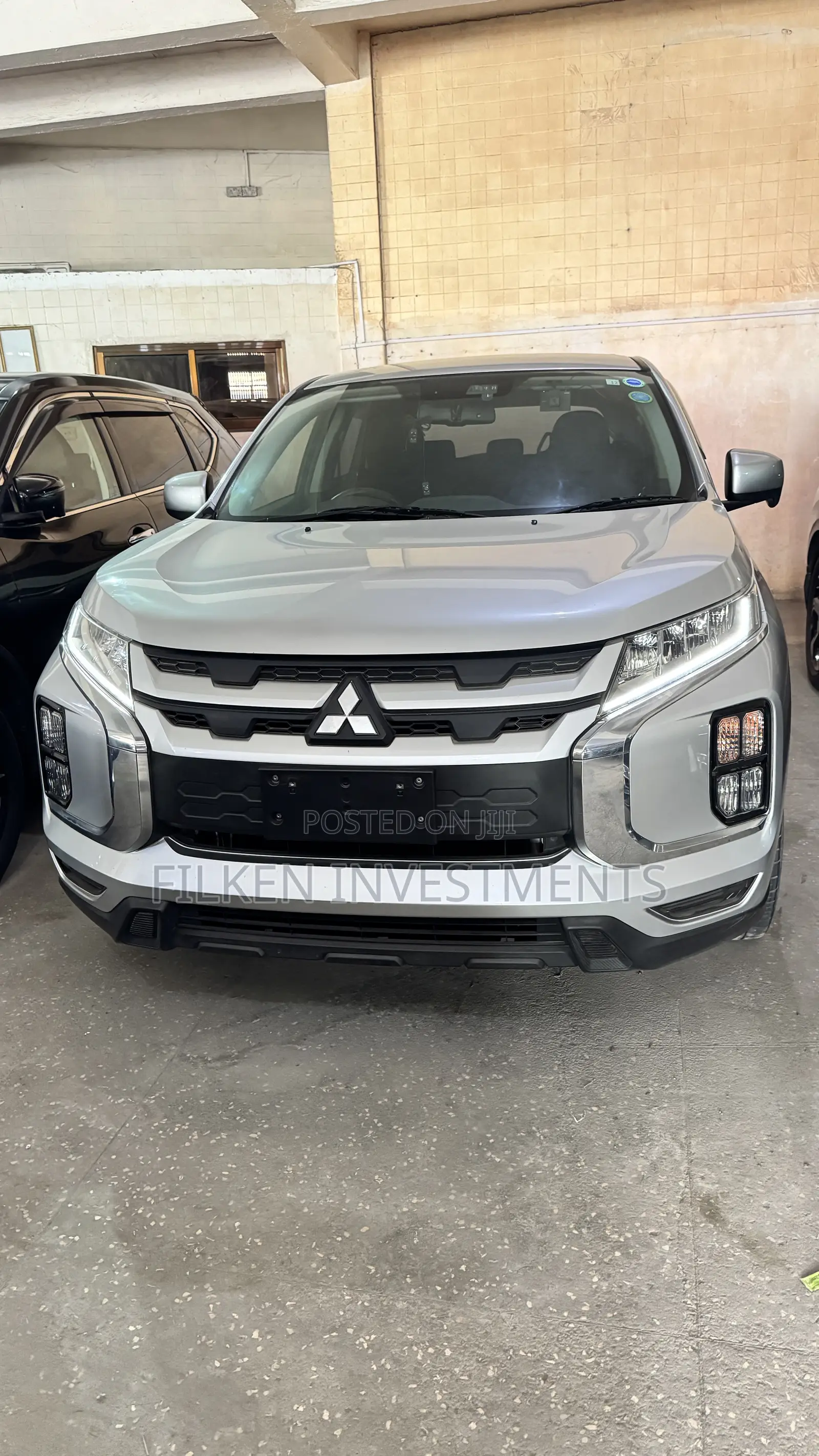Mitsubishi RVR 2019 Silver