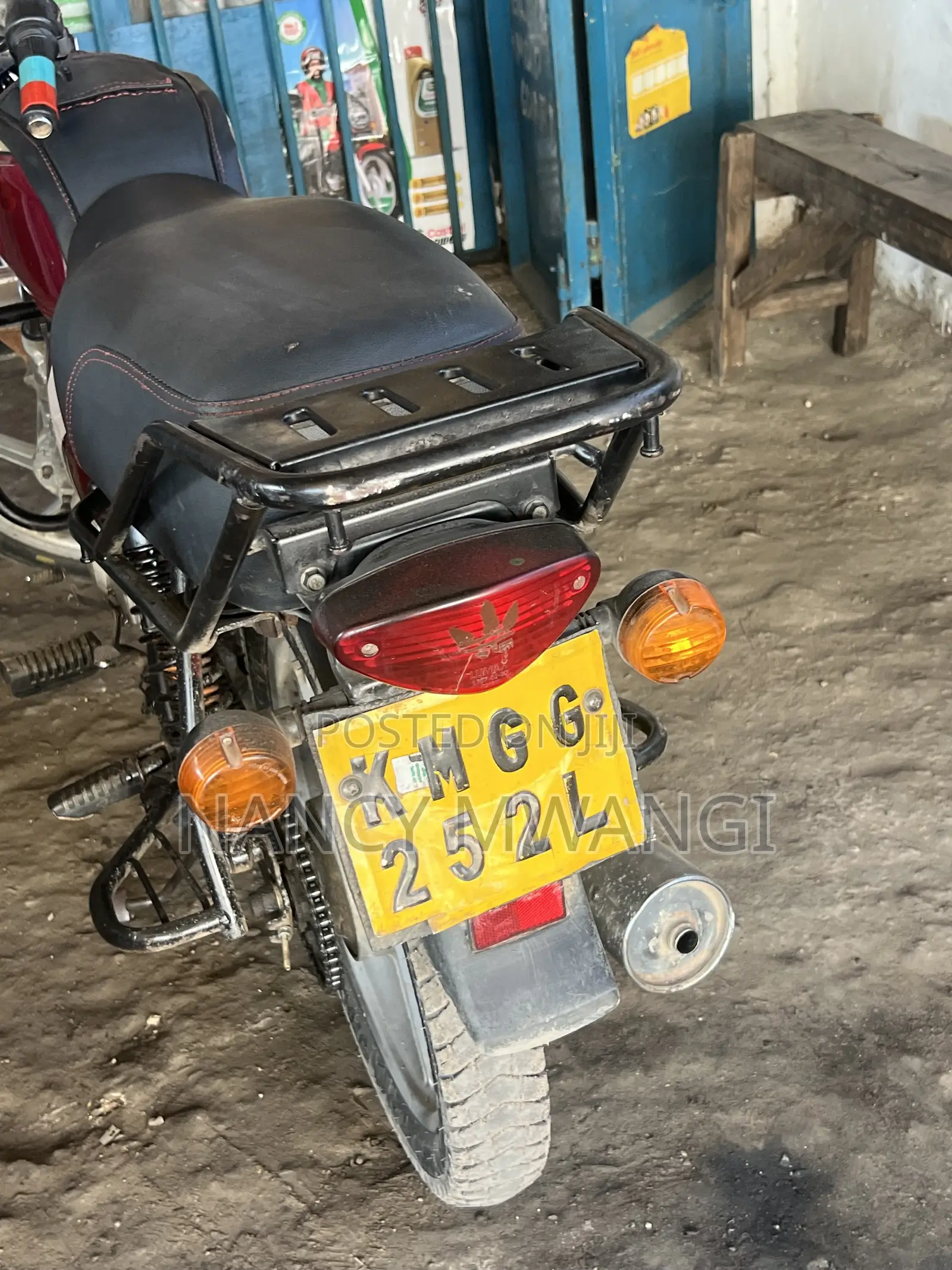 Bajaj Boxer 100 2025 Red